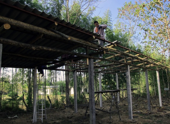 Ongoing Projects, December 2011 | New Life Foundation (มูลนิธิชีวิตใหม่)